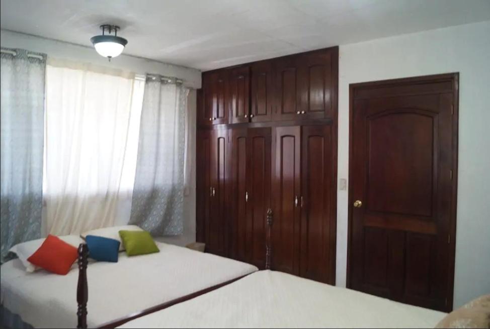 Apartamentos Comodos Cerca Del Aeropuerto Guatemala City Bagian luar foto