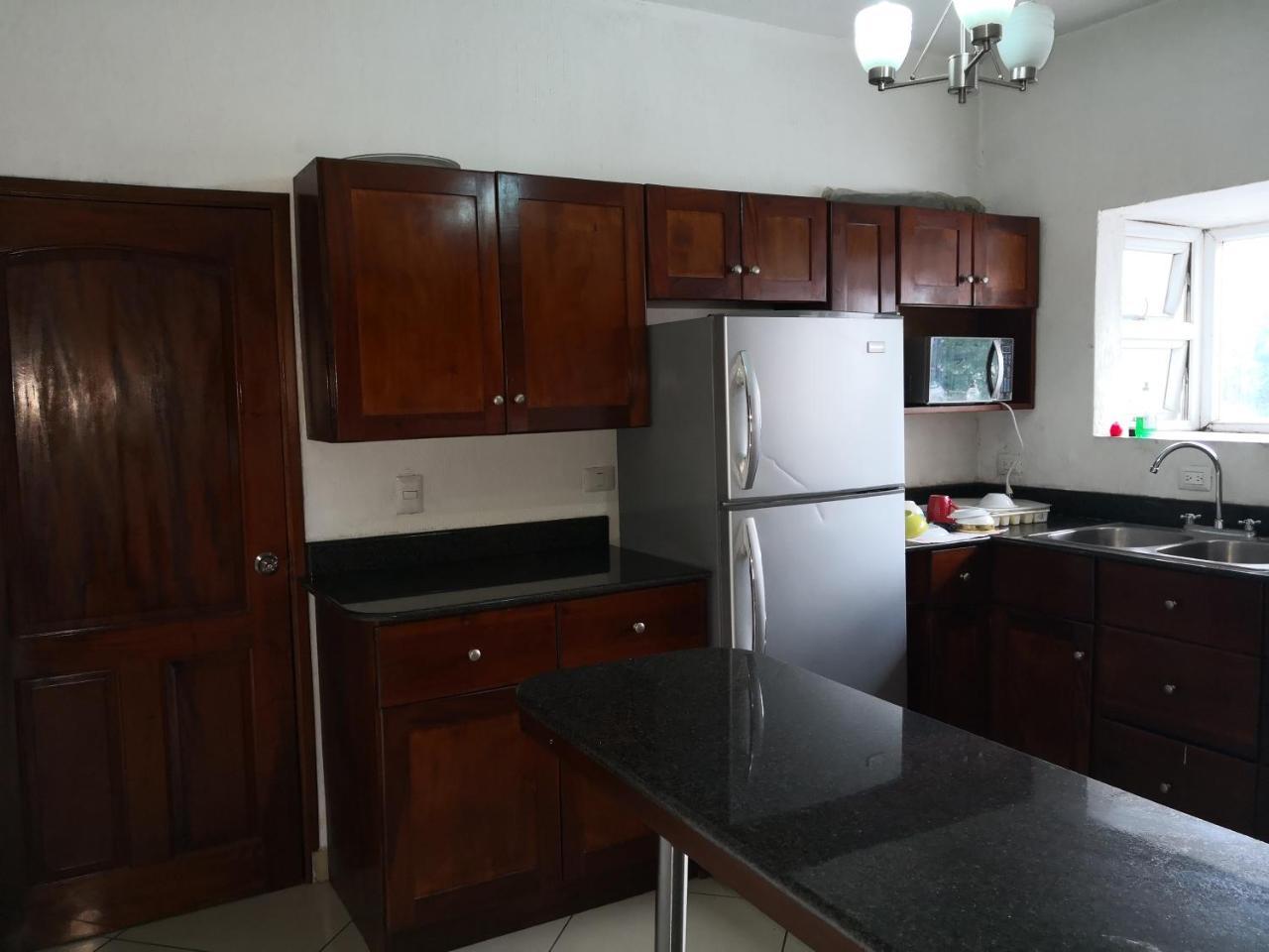 Apartamentos Comodos Cerca Del Aeropuerto Guatemala City Bagian luar foto