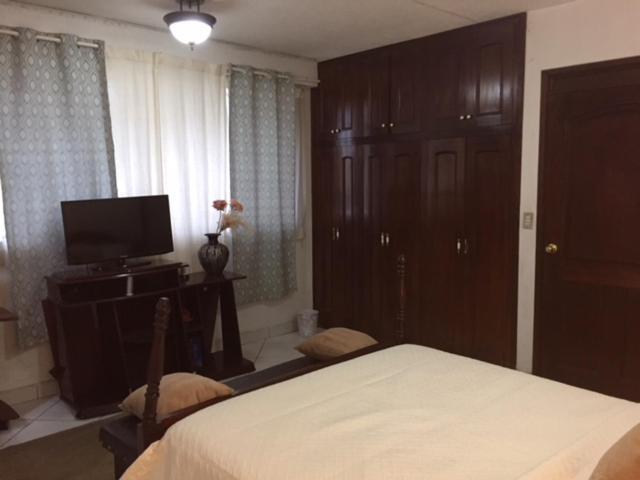Apartamentos Comodos Cerca Del Aeropuerto Guatemala City Bagian luar foto